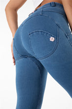 Load image into Gallery viewer, Melody shaping pants regular mid waist Light Blue Denim - Melody South Africa